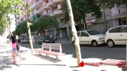 Claudia Bomb la Maravillosa Tetona se Deja Empotrar por un Feo con Polla Torcida