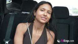 Lisy Suárez, joven cachonda colombiana gozando como loca la polla de JC