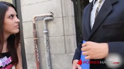 Carolina Abril vaginal hardcore PornerMates y facial para cerrar el expediente